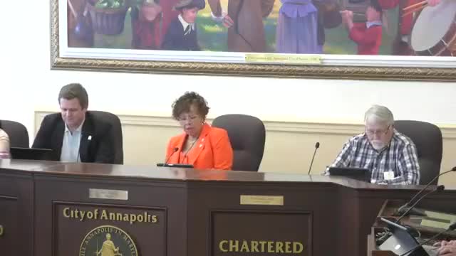 Committee backs amended Title 21 fence-permit ordinance after removing privacy-fence restriction