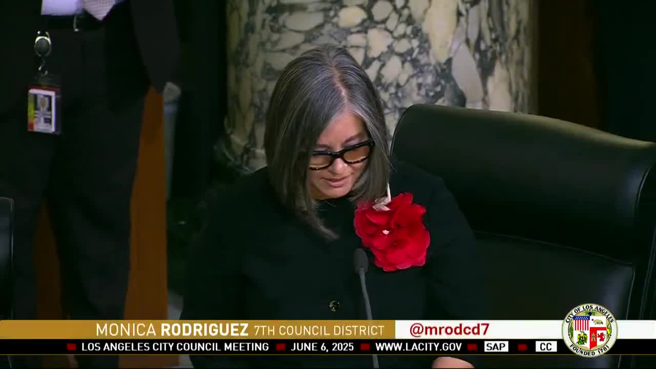 Los Angeles Council honors trailblazers Lois Buckman and Michelle Cammerer in memorial vote