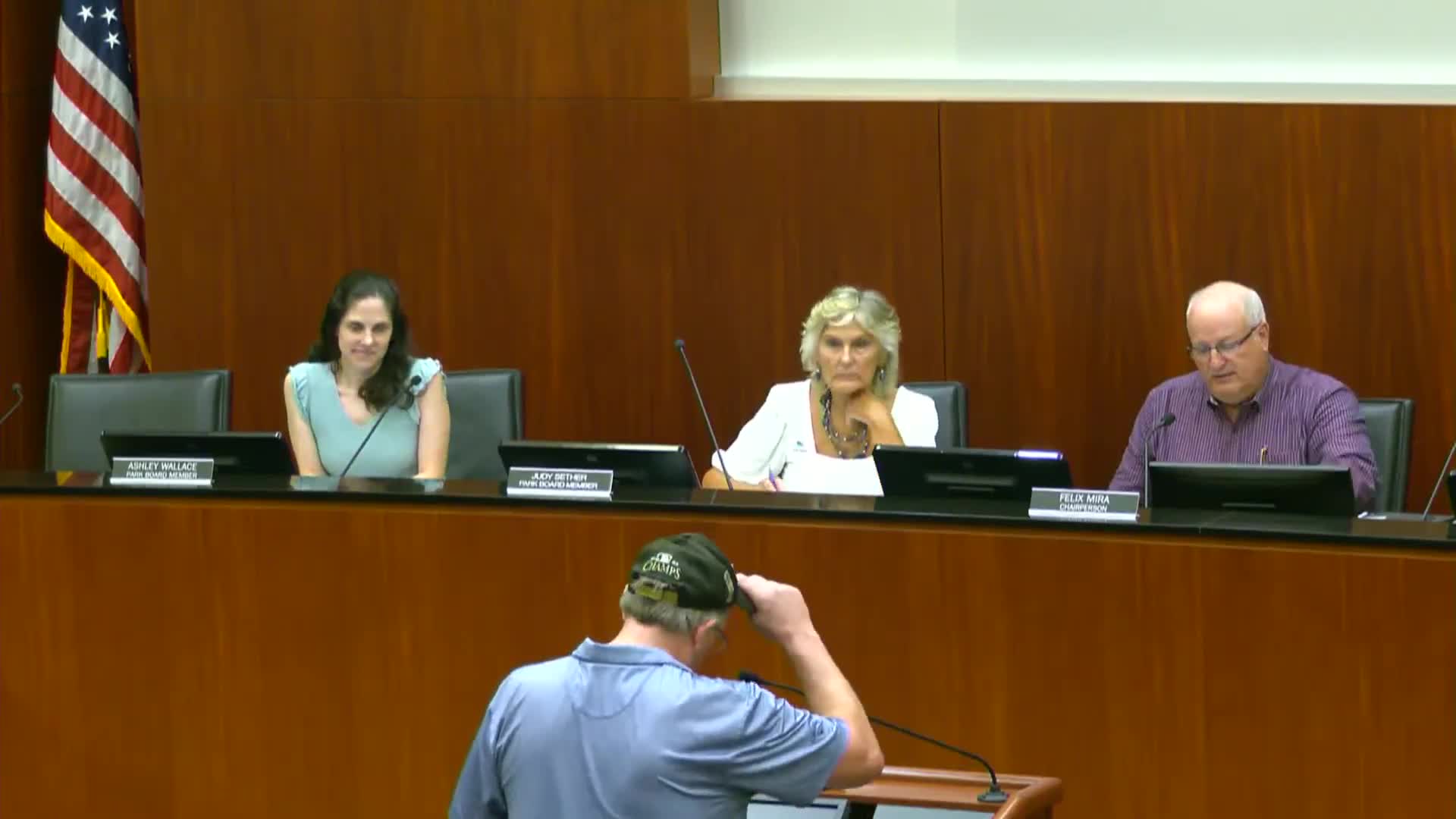 Keller resident advocates for extended pickleball league hours at city council meeting