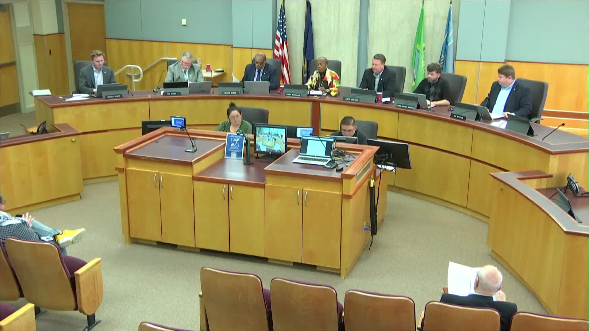 Lincoln City Council approves $30K dead animal removal contract with Industrial Services Inc