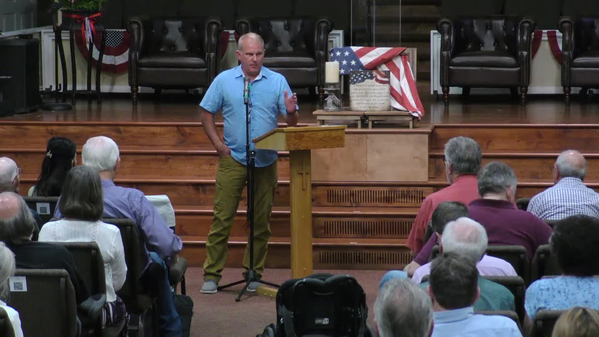 Speaker challenges deism claims in discussion on founding fathers and religion