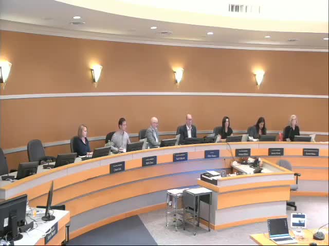 Edmonds council keeps 35% lot-coverage limit for middle housing, delays other changes