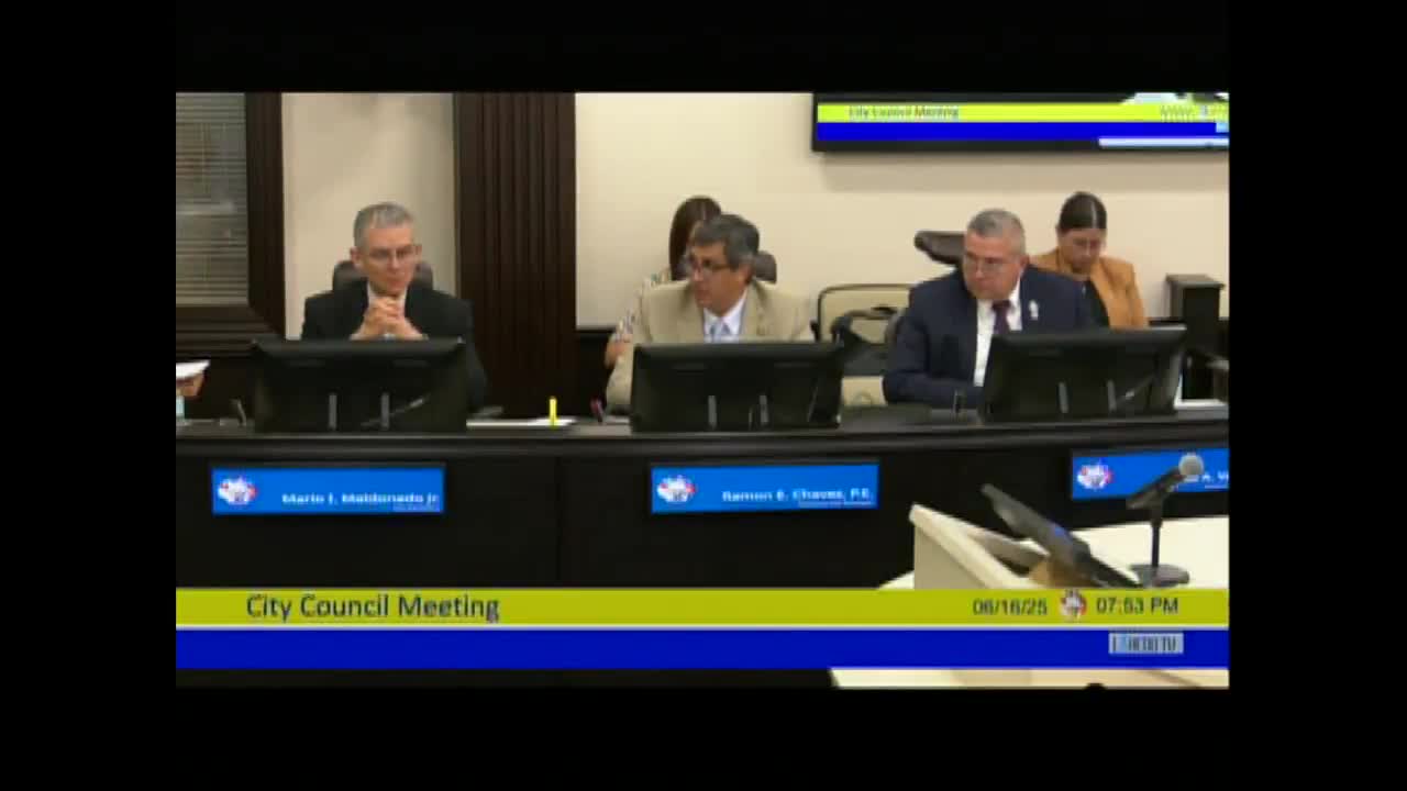 Laredo City Council debates tougher enforcement on unpaved parking lot regulations