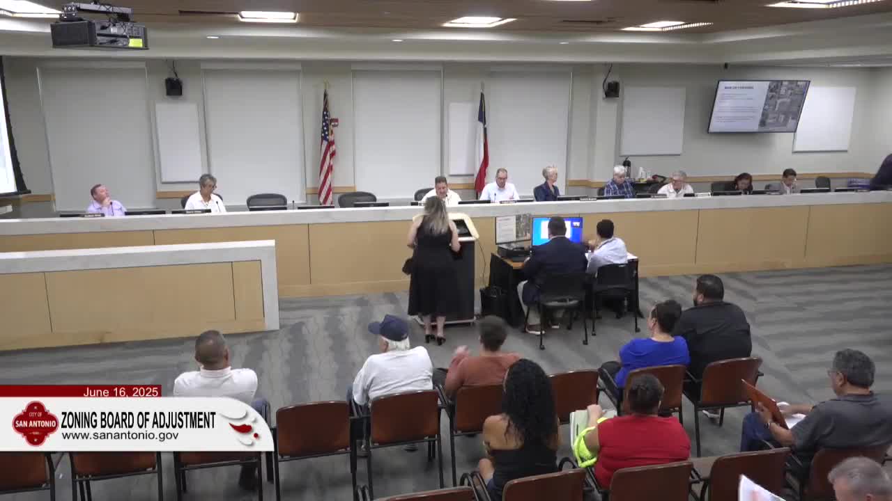 San Antonio Board approves variance for De Zavala shopping center sign extension