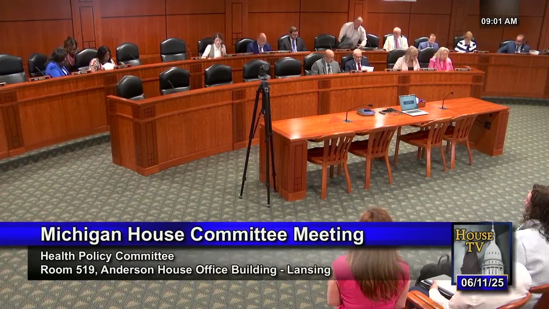 Health Policy Committee reports two house bills to the floor by voice/roll call votes