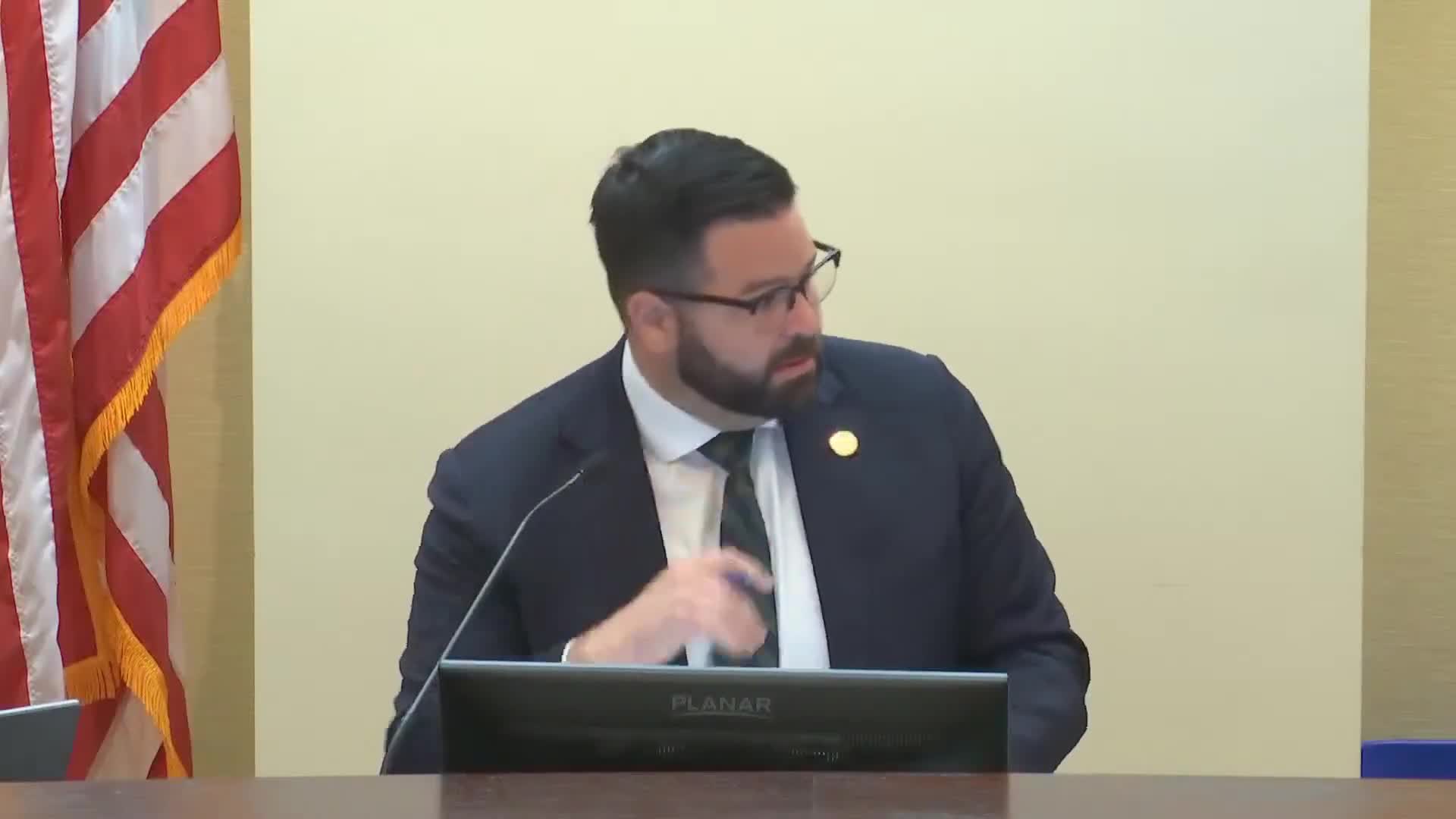 Johnson County economic indicators: unemployment edges up, single‑family sales and permits rise