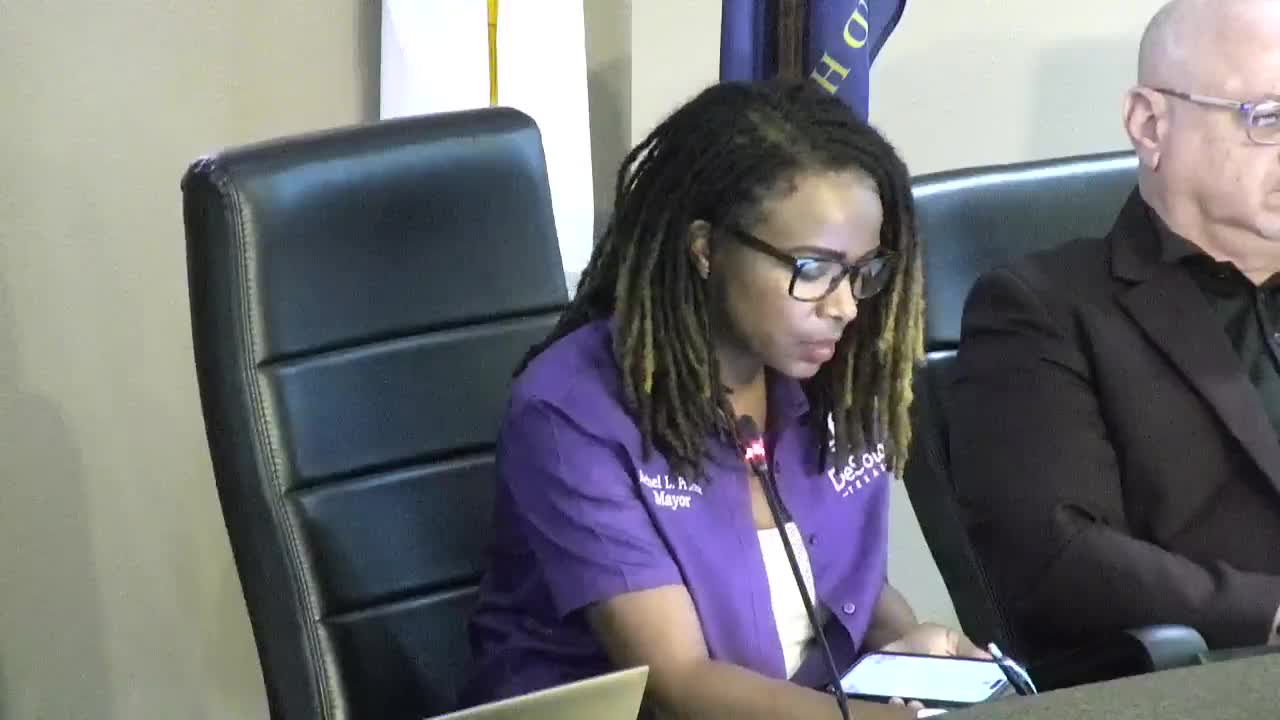 DeSoto City Council unanimously approves zoning change for duplex development