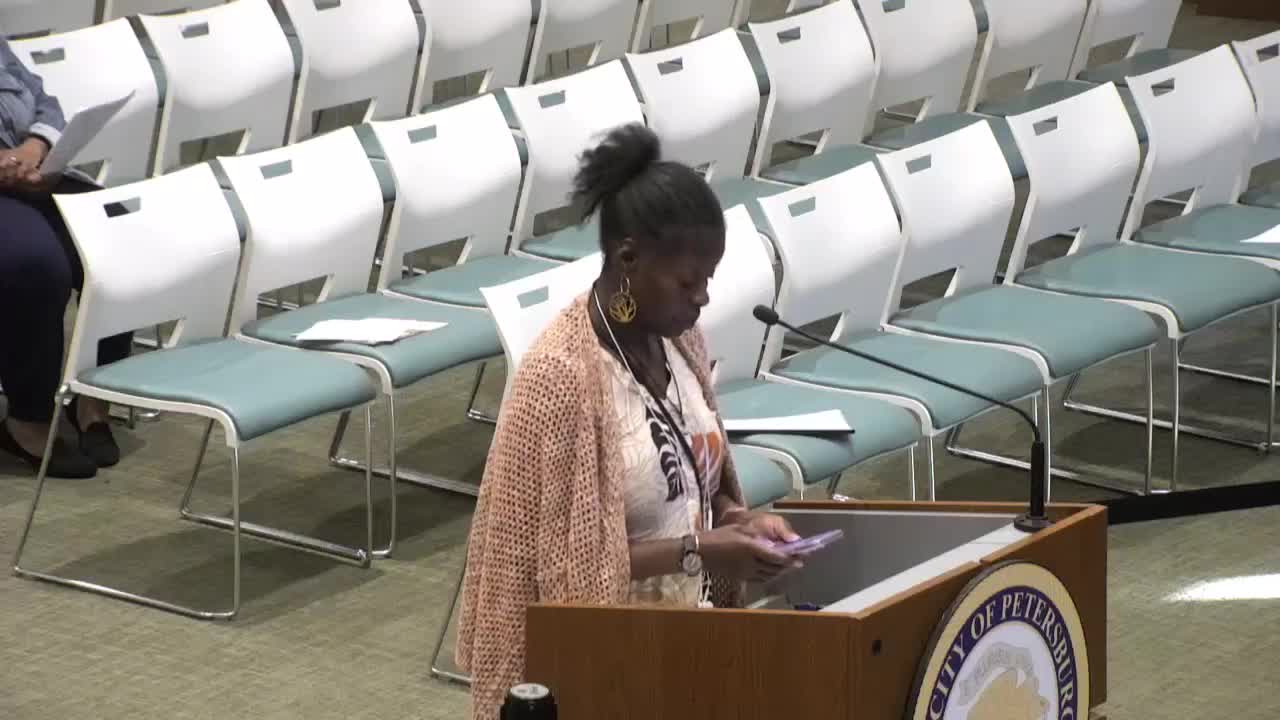 Petersburg residents criticize public works for damaging park plants during maintenance