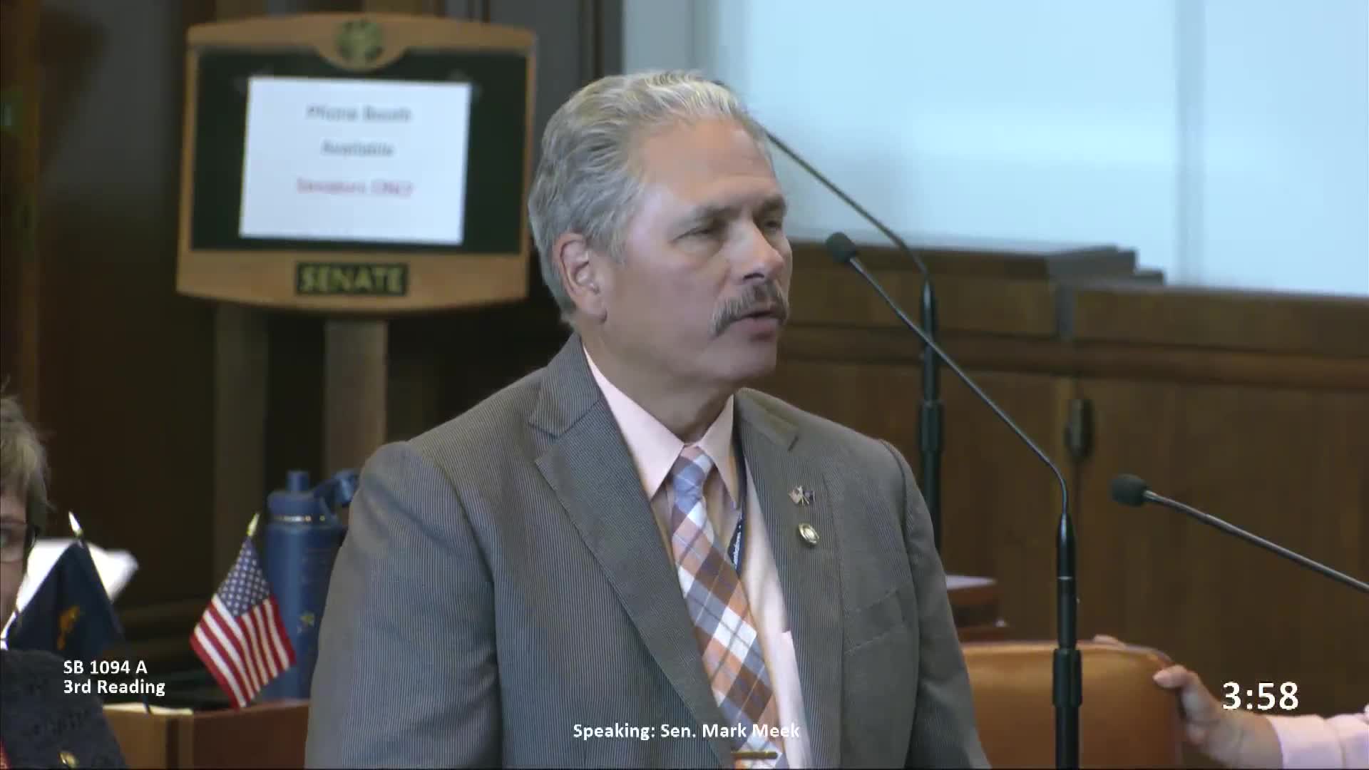 Oregon Senate passes Senate Bill 1094 to extend veterans' benefits during deployment