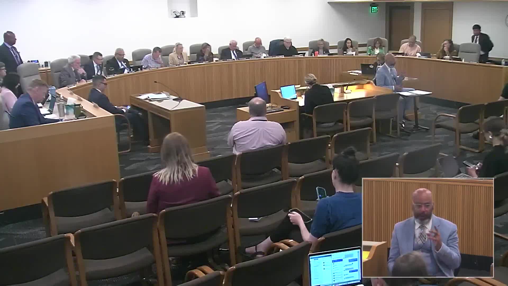 Oregon legislators advance disability services and healthcare safety bills