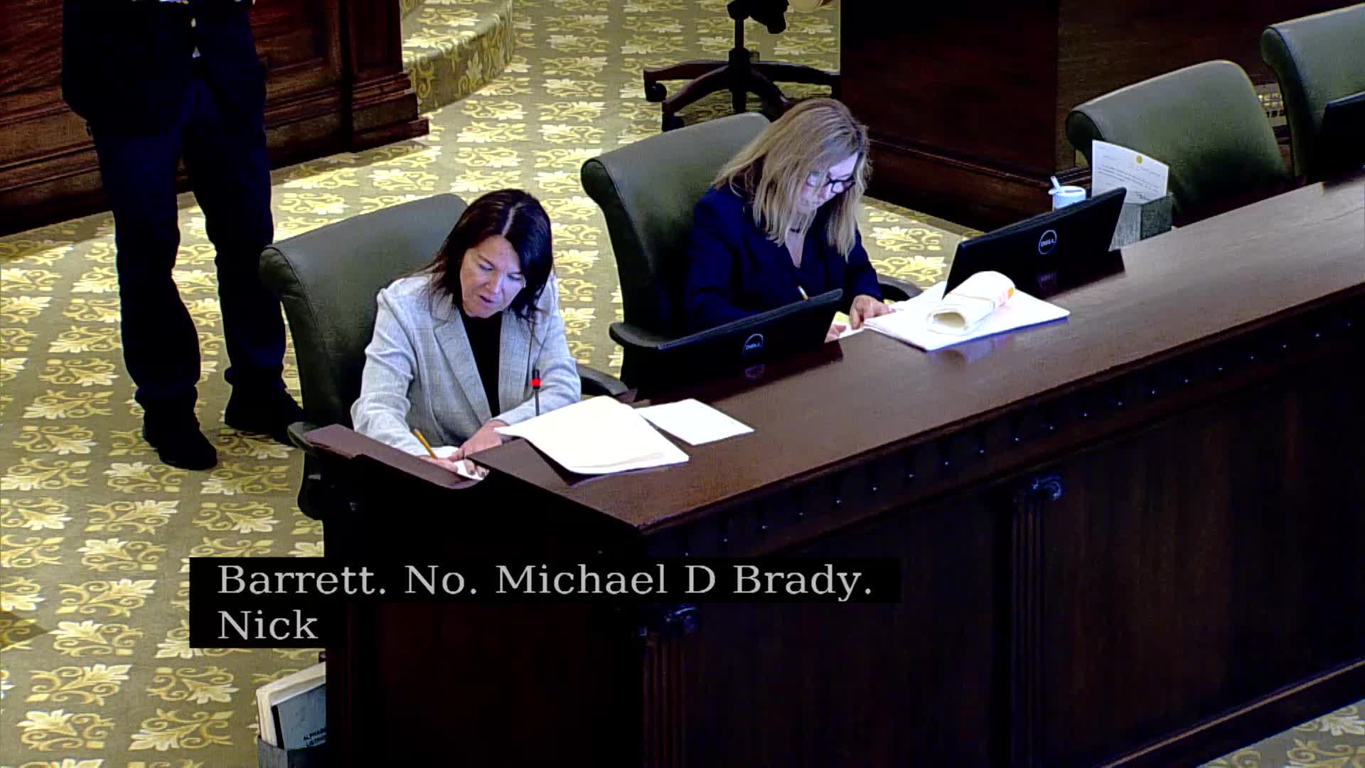 Senator Keenan introduces health center residency amendment during spending bill discussion