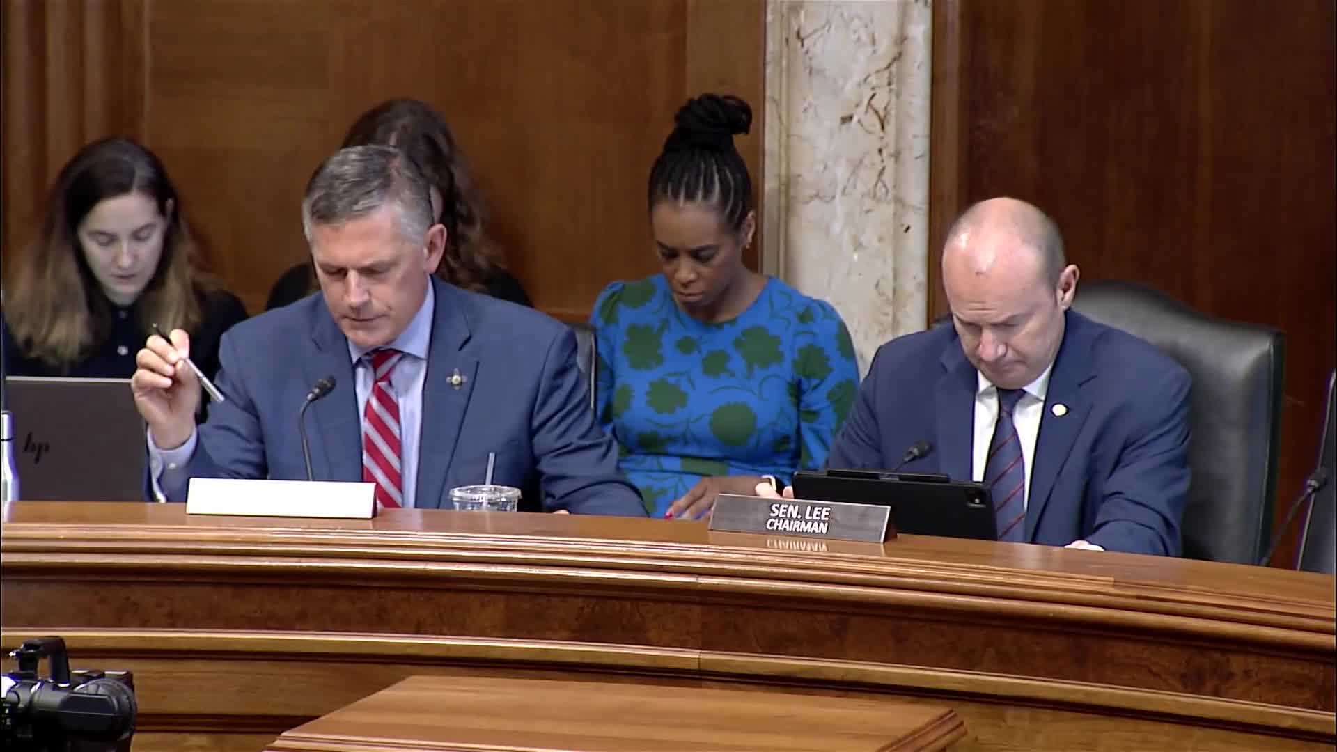 Senator questions Energy Secretary on power pricing and budget modeling