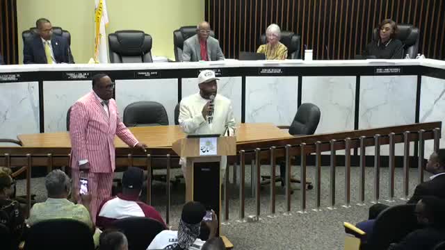 Mayor and community celebrate Port Arthur's growth at council meeting