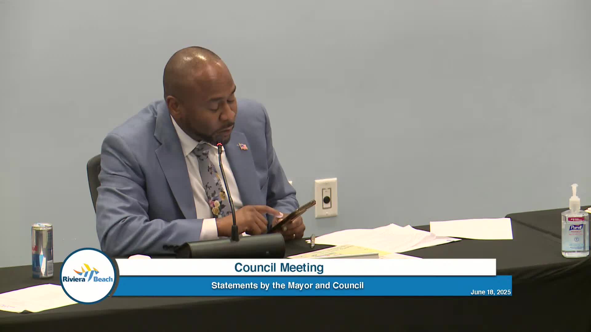 City Council plans resource drive and explores purchasing surplus land for community development