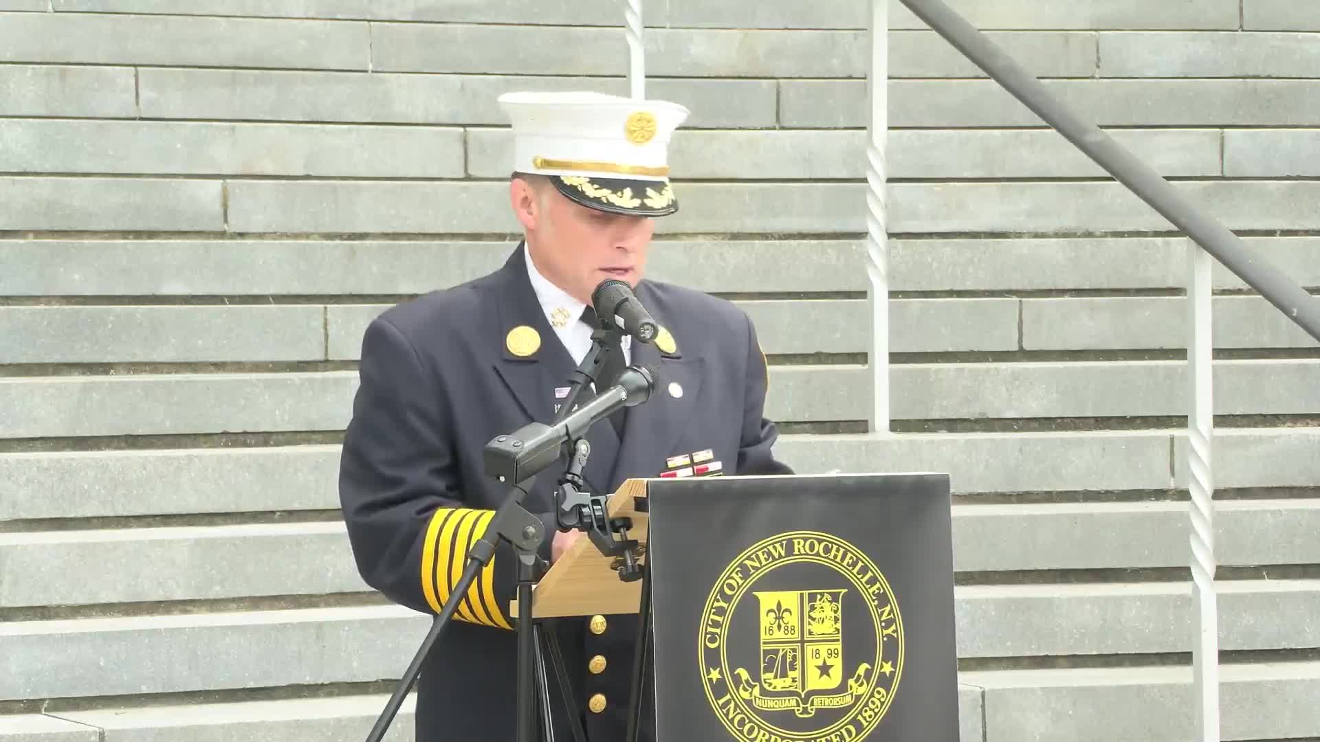 Flag Day ceremony honors sacrifices of veterans and significance of the US flag