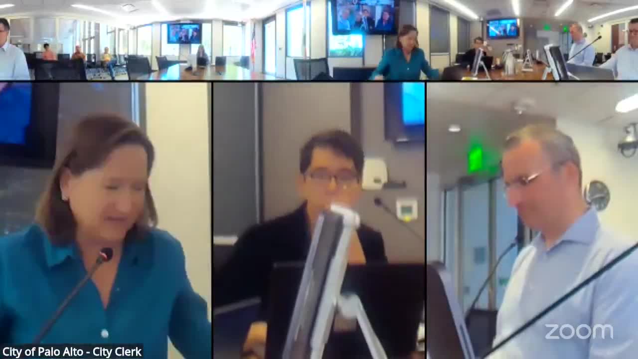 Committee recommends Palo Alto adopt eMobility strategic roadmap with redlines to emphasize last‑mile, multifamily and transit charging