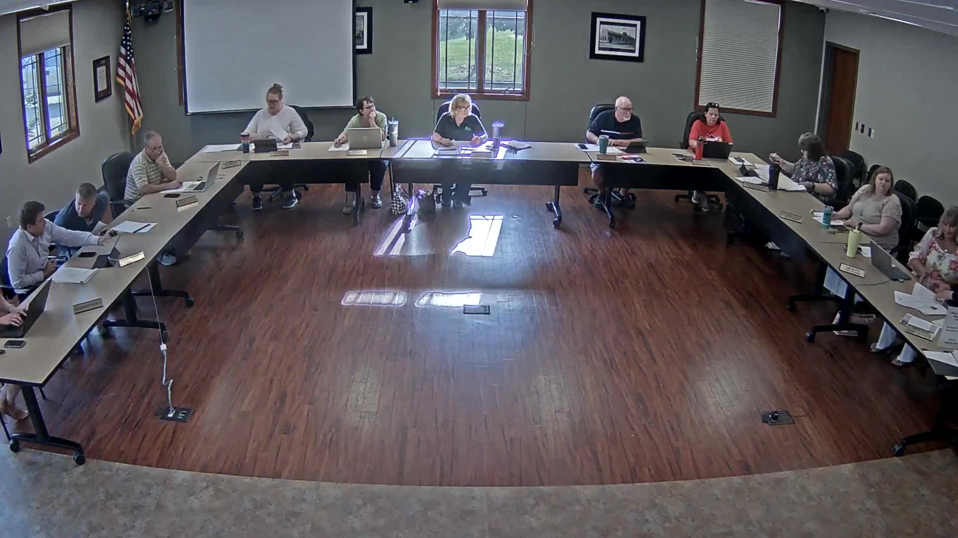 Hortonville resident urges stricter construction noise, sign and weed enforcement