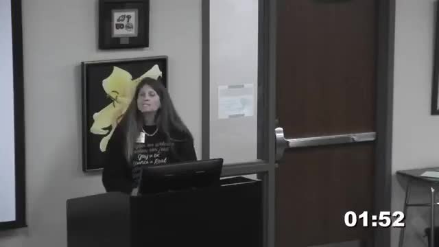 Southampton parent Jennifer Cano opposes superintendent candidate due to lawsuit history