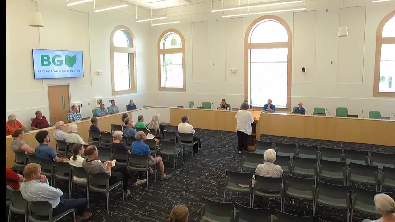 Bowling Green community advocates ending solar surcharge at Public Utilities Board meeting