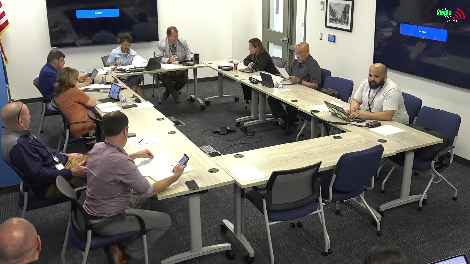 City Council debates parking permit changes for Point Of Woods East residents