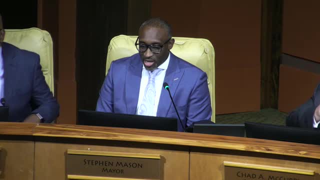 Pastor Leads Invocation at Cedar Hill City Council Meeting