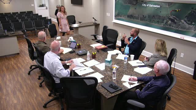 Elizabeth Matthews introduces park board candidates at Stamford County meeting
