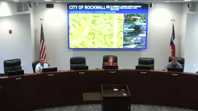 City Council reviews guest quarters proposal exceeding size limits in single-family district