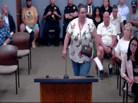 Amanda Barrett shares positive experience at community meeting