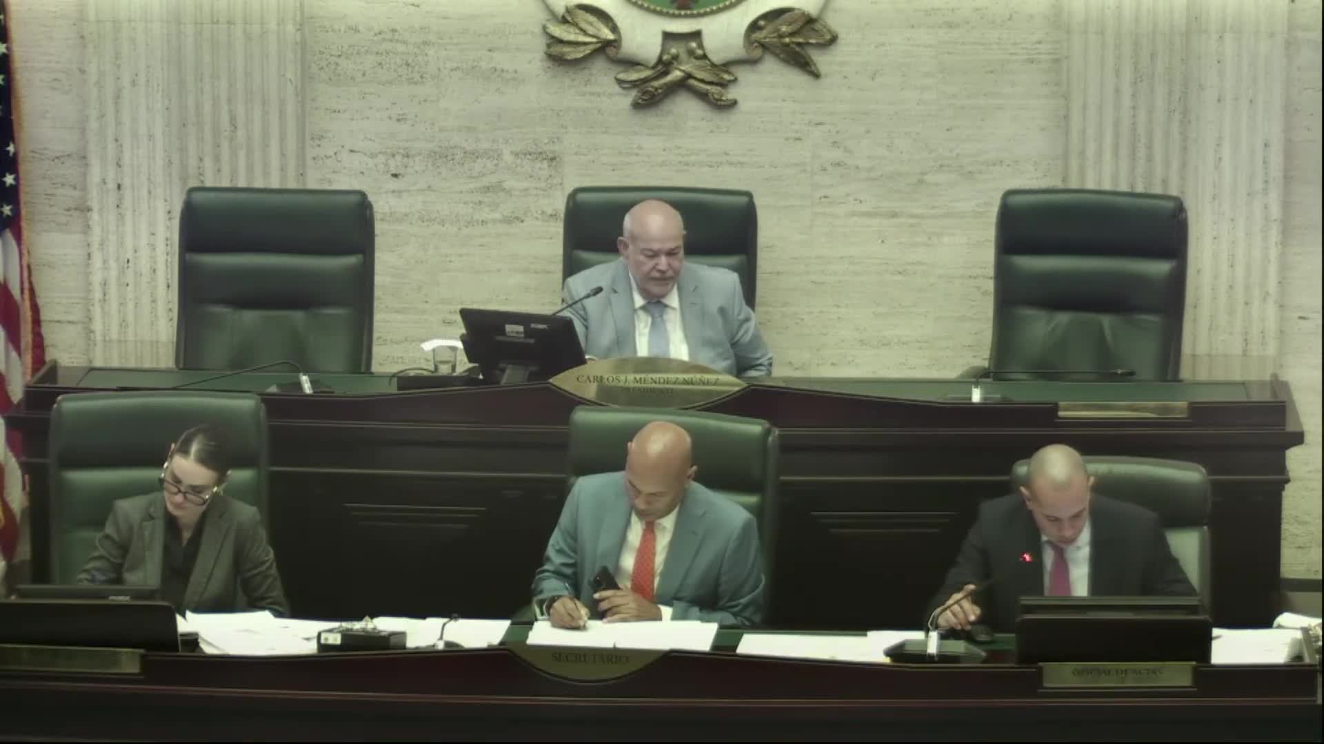 Puerto Rico Senate approves balanced budget resolution with municipal support