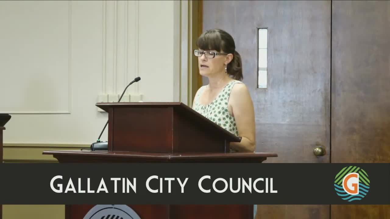 Mayor Paige Brown proclaims June 2025 as Dairy Month in Gallatin