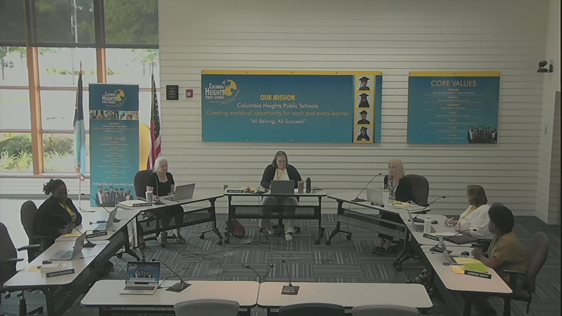 Highland Elementary seeks closure of grades 3 and 4 to open enrollment