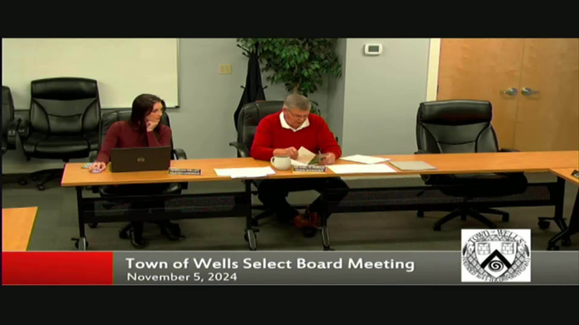 Local Team Prepares for Football Playoff Against Oak Hill on Friday Night