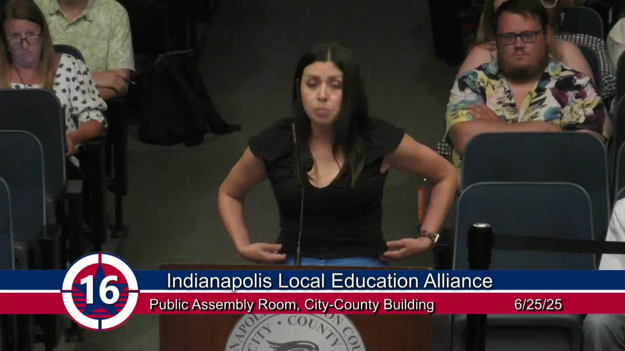 Indianapolis parents urge IPS and charter schools to improve transportation access