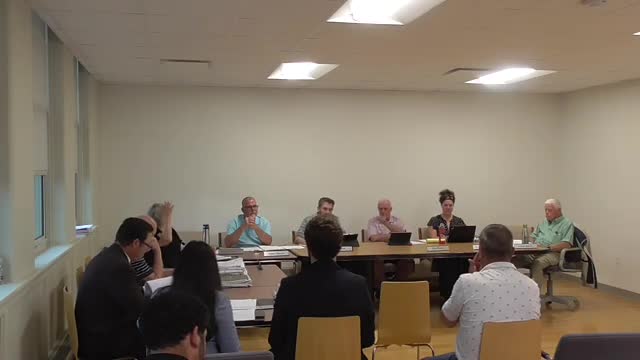 Planning panel discusses design concerns for Central Street building project