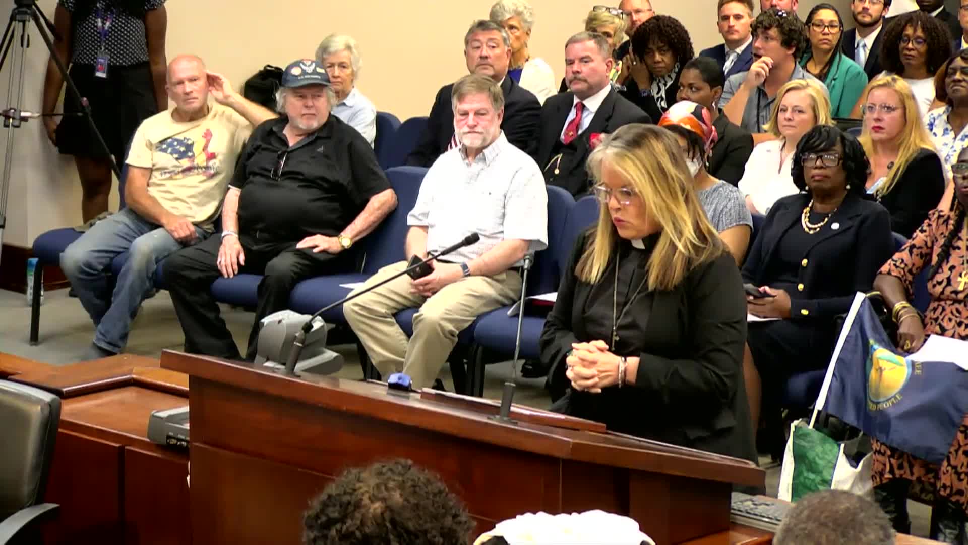 Commissioner Noah emphasizes community service and responsibility at public meeting