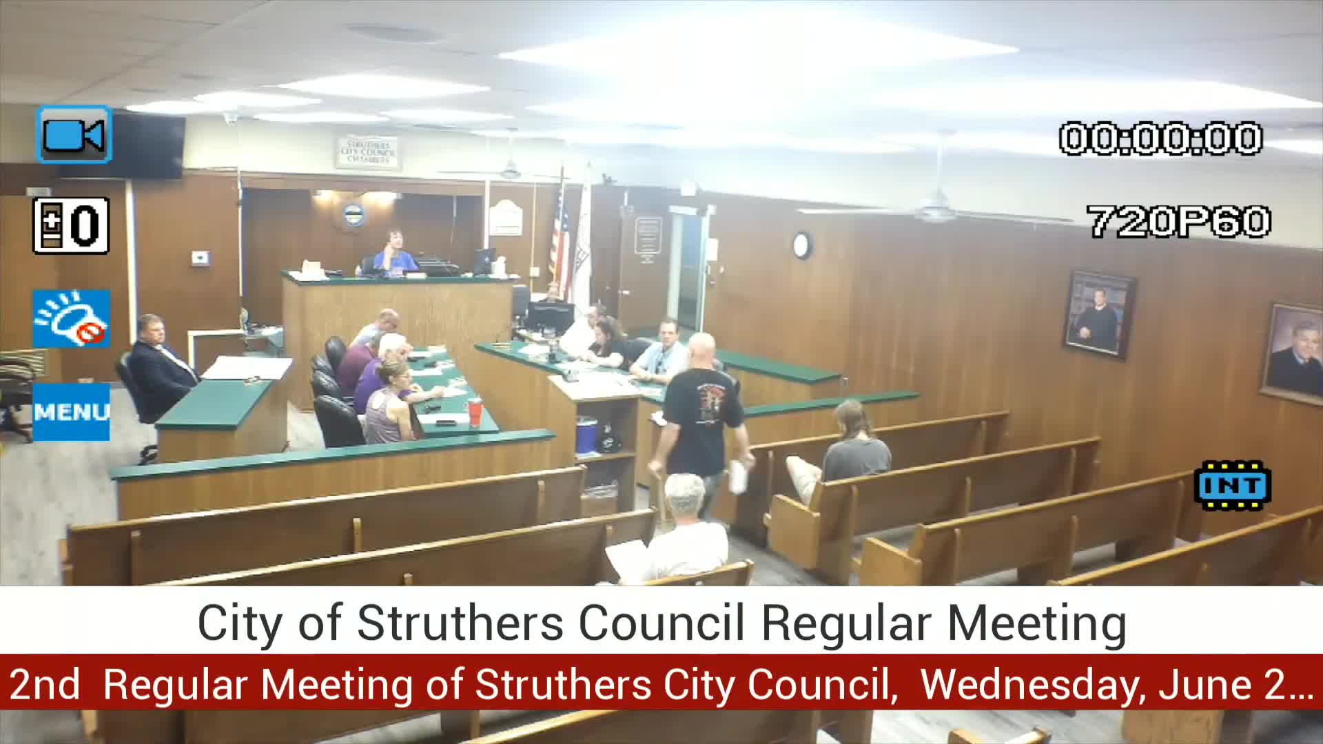 Resident asks council for clarity on front-yard gardens and ‘rewilding’ rules