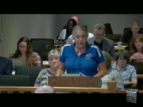 Tammy Kane advocates for supporting Irving's homeless community at city meeting