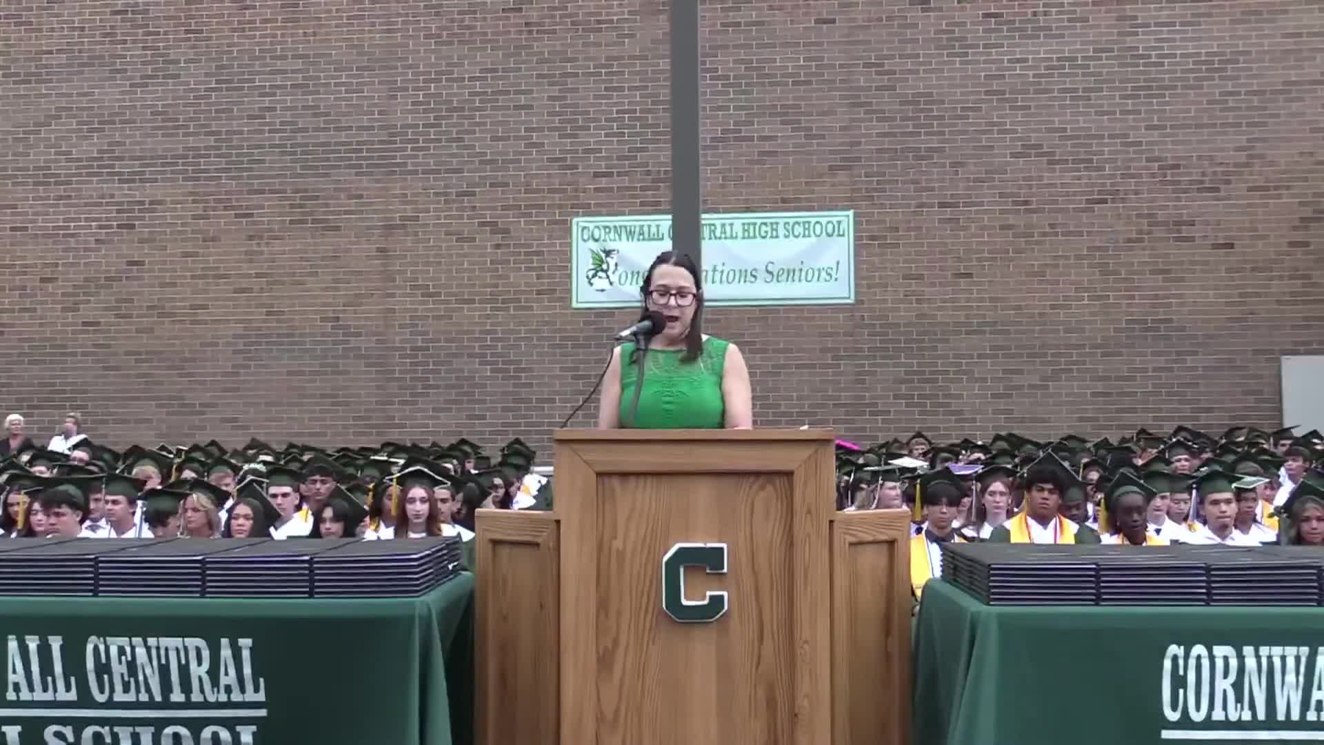 Class of 2025 embraces change and innovation during senior year challenges