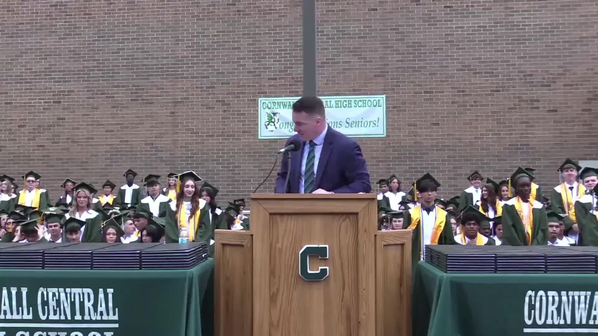 Andrew Wu delivers valedictorian speech at Cornell Central High School graduation