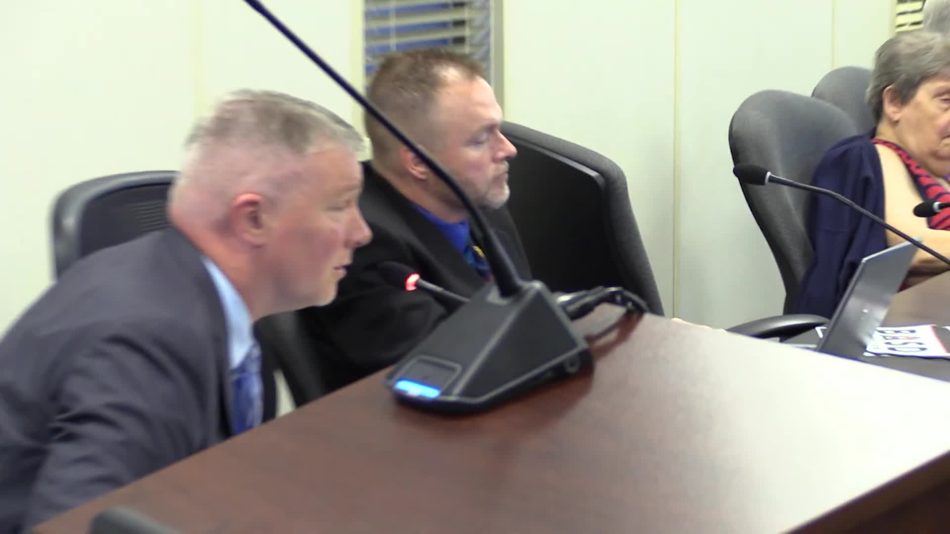 School Board welcomes Chief Horner as new police officer for Middle School East