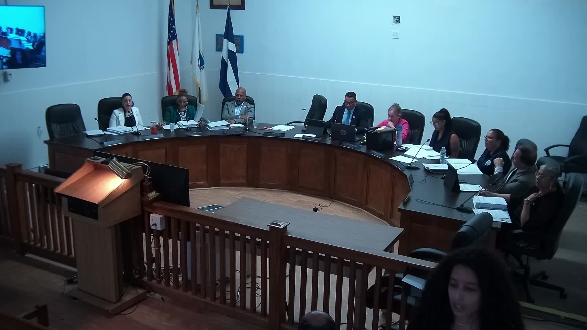 Students demand transportation solutions at Abbott Lawrence Academy Council meeting