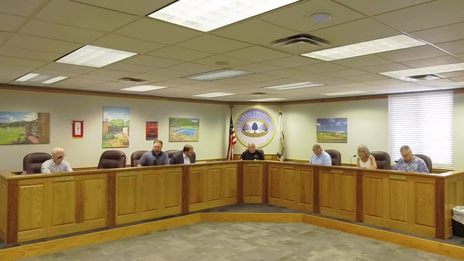 Kelly Davis presents $2,500 donation to FOP Lodge 79 in Mineral Wells