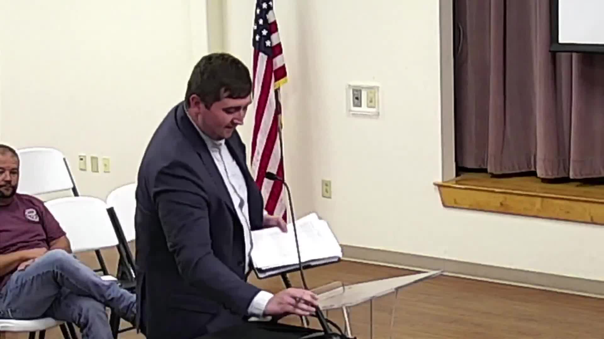 City installs 14 new aluminum wayfinding signs; staff aim for 10-year lifespan