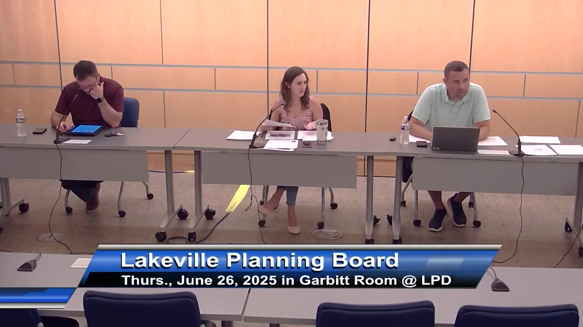 Planning board asks Lakeville Country Club applicant for modified plans, approves covenant