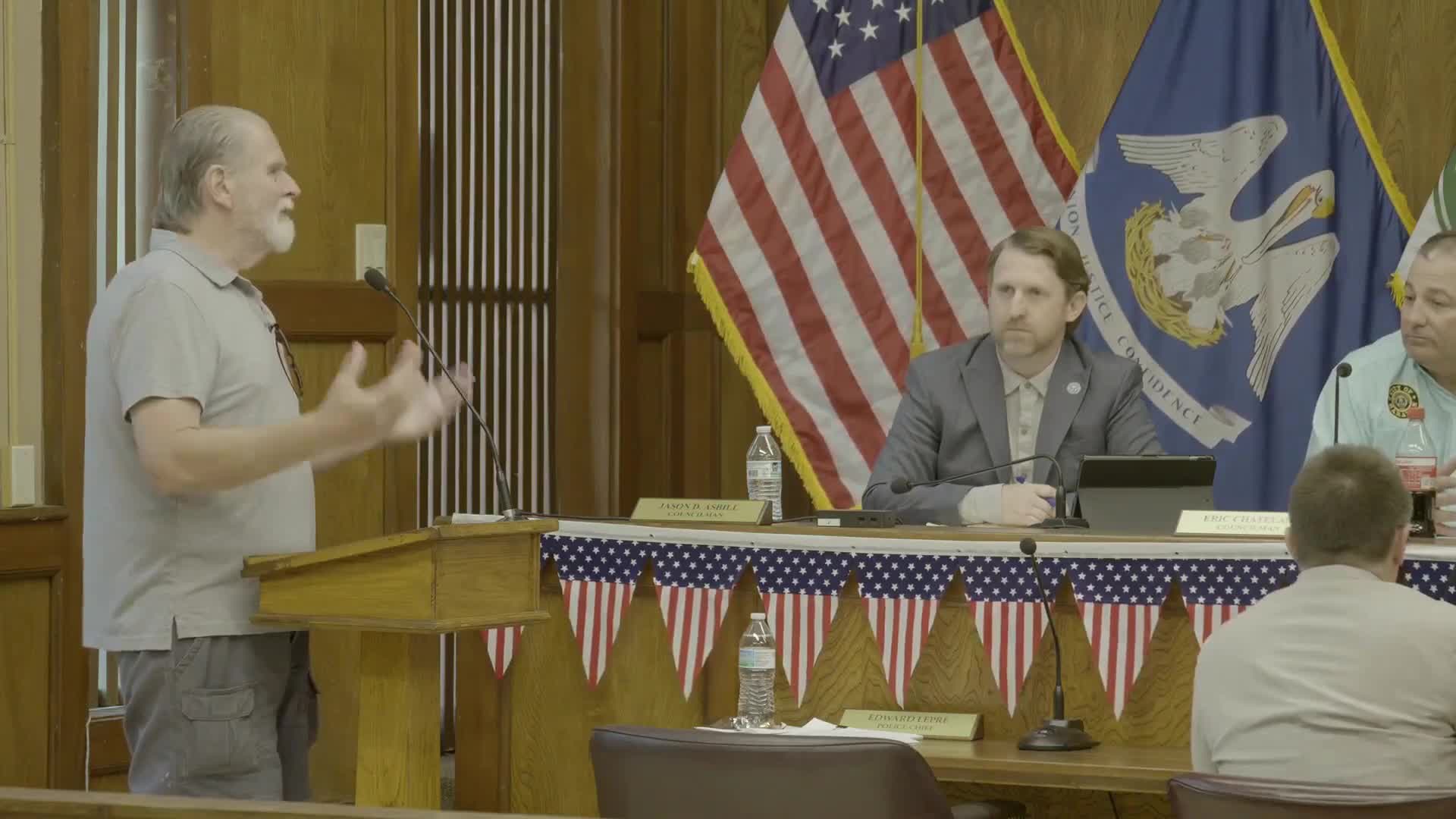 Council adopts ordinance to regulate mobile food vendors, limits temporary permits to six events per year