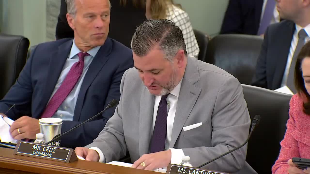 Senators advance key bills on online privacy, space commerce, and infrastructure manufacturing