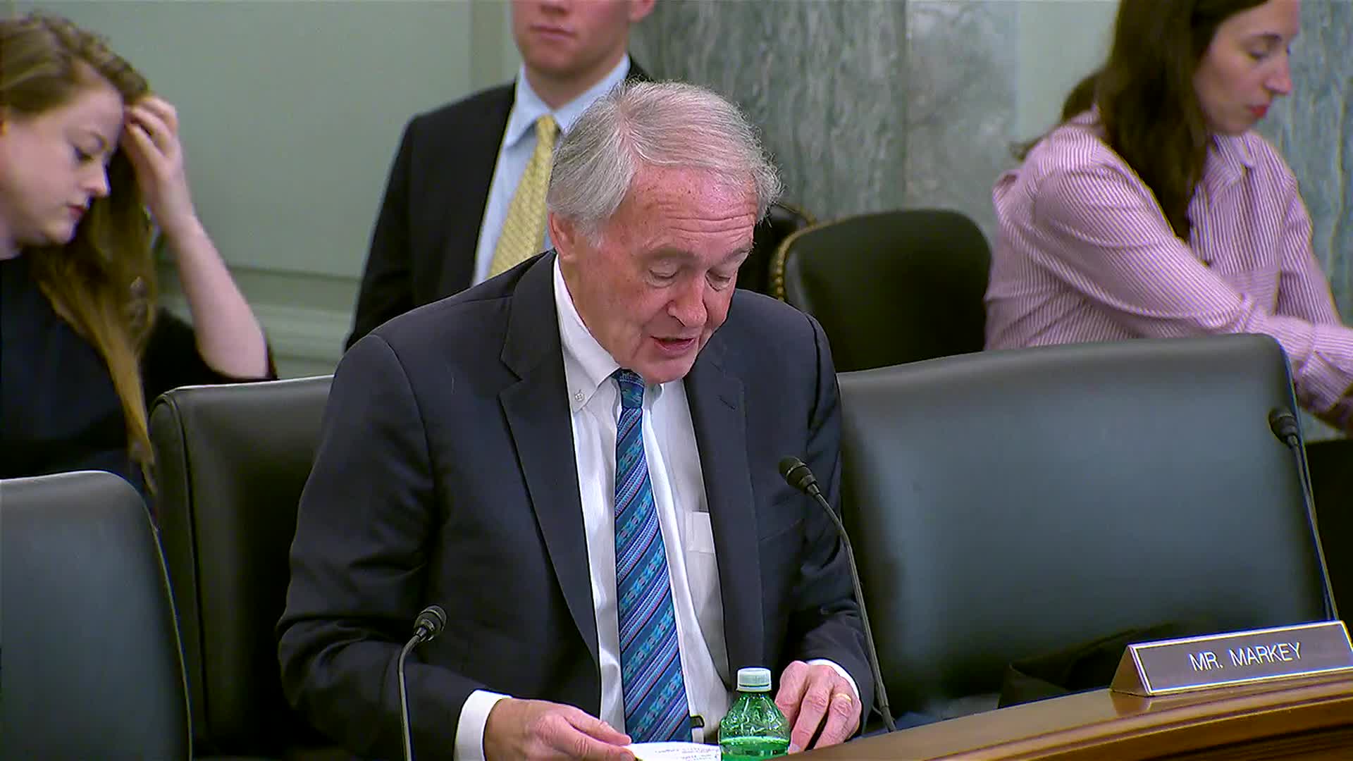 Senator Markey calls for action on aviation safety and climate resilience at Logan Airport