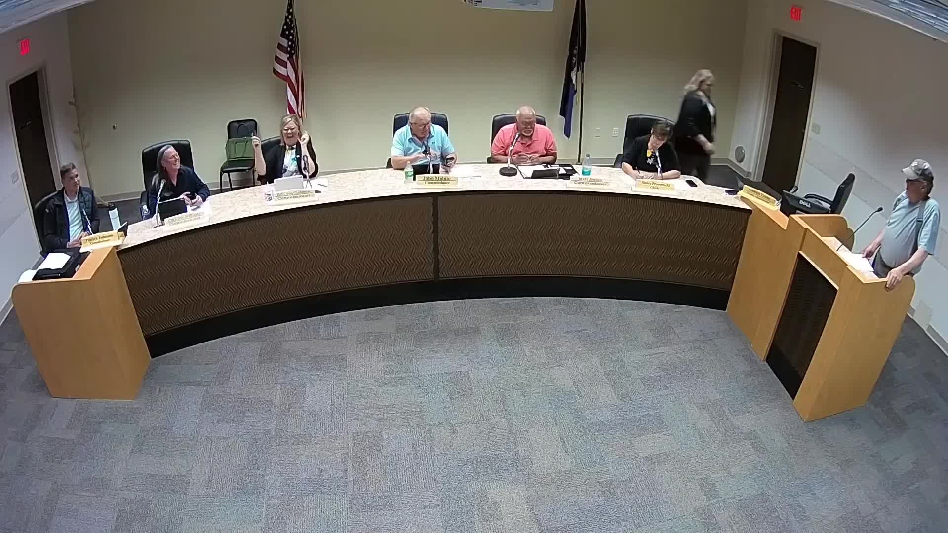 Planning Commissioner confronts building department over permit issues and communication failures