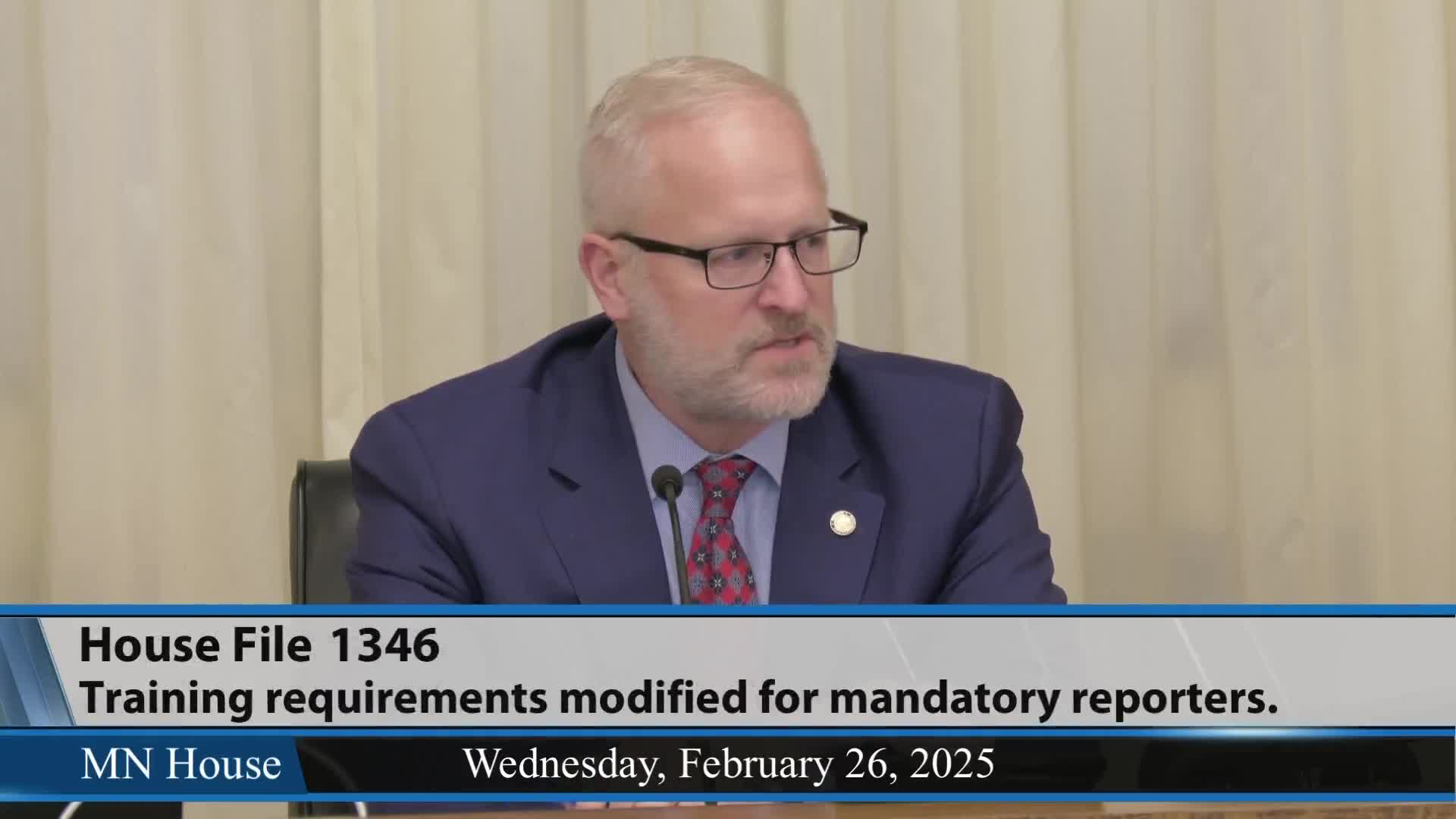 Representative Nash advocates for Minnesota bill standardizing mandatory reporter training