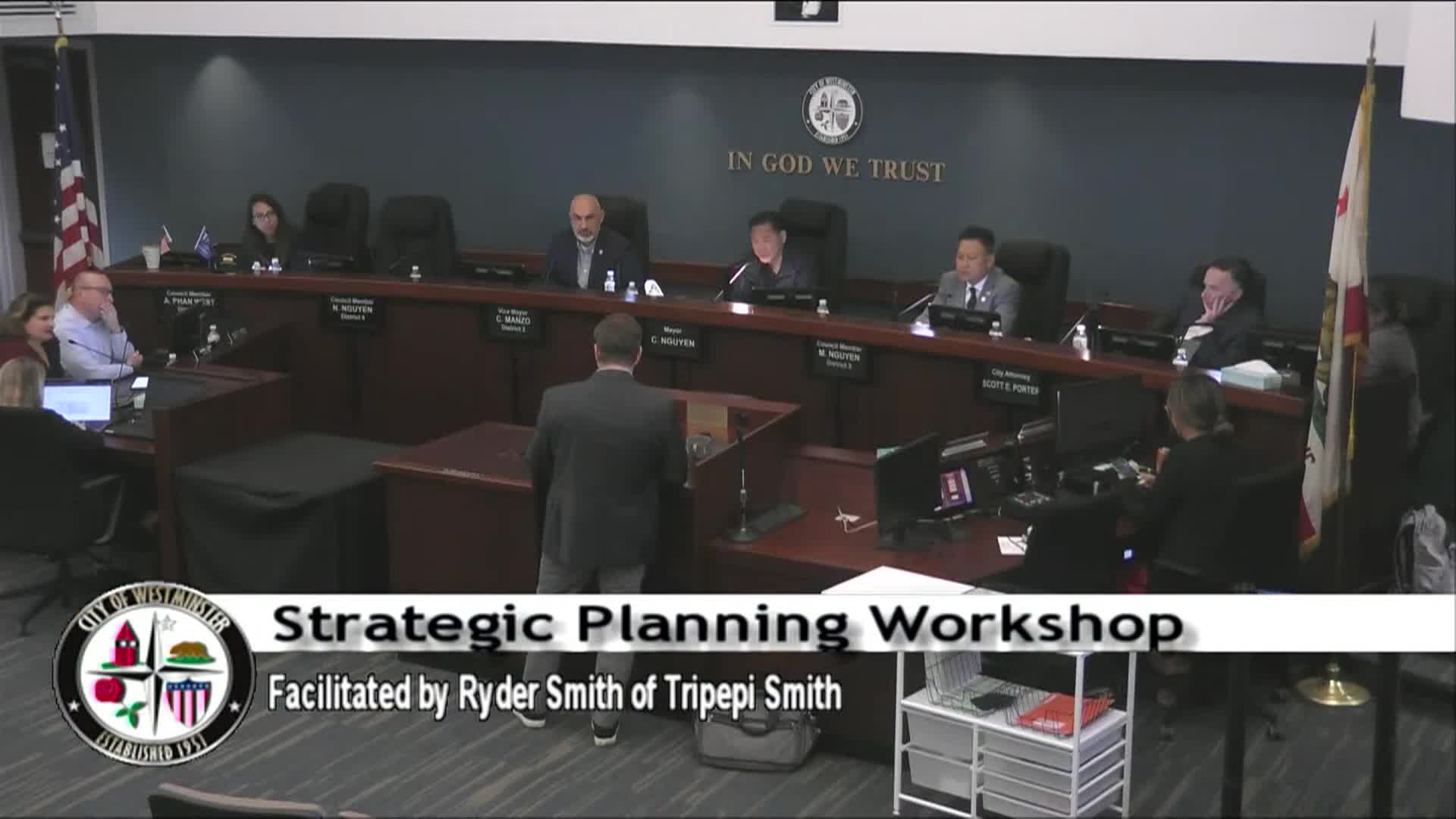 City negotiator outlines timeline for upcoming union negotiations starting late fall